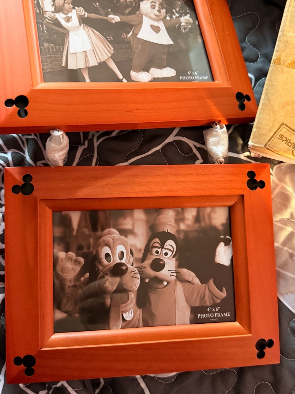 Disney Brown Kraft Mickey Decorative 3-tier 4x6 Photo Frame Set